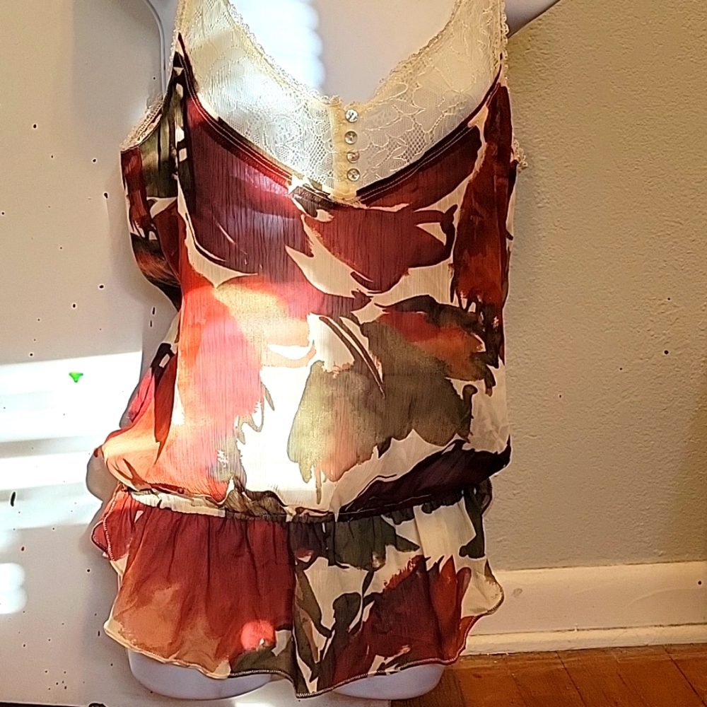 *sold* ABERCROMBIE TOP